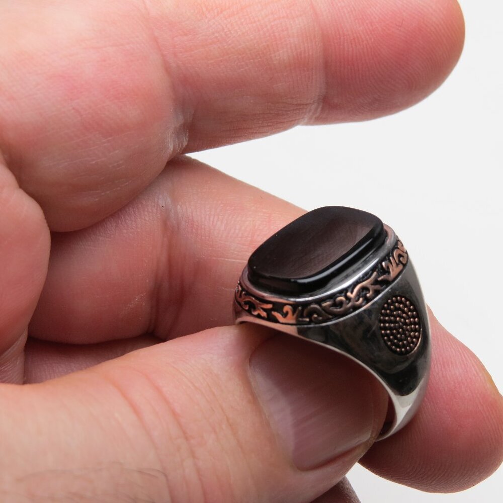 14k & *925 Sterling Silver Onyx Men's Ring